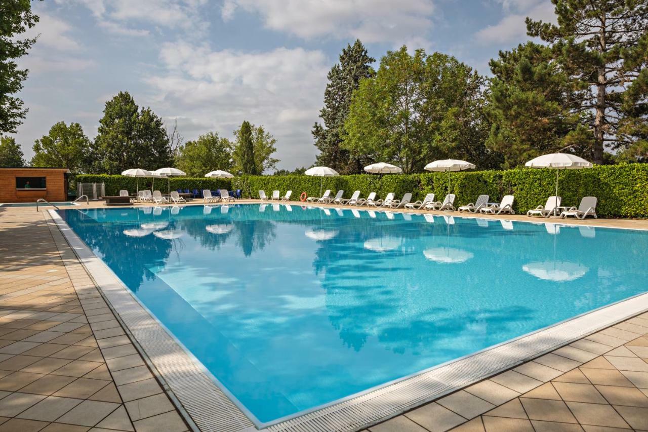 Golf Club Margara Hotel Fubine ภายนอก รูปภาพ